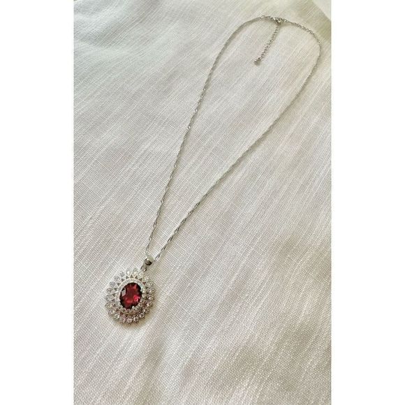 Cubic Zirconia Ruby pink color pendant necklace - Picture 1 of 4
